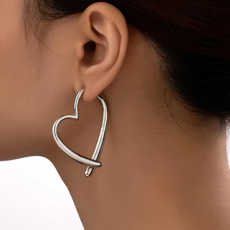 Fashion Personality Love Earrings