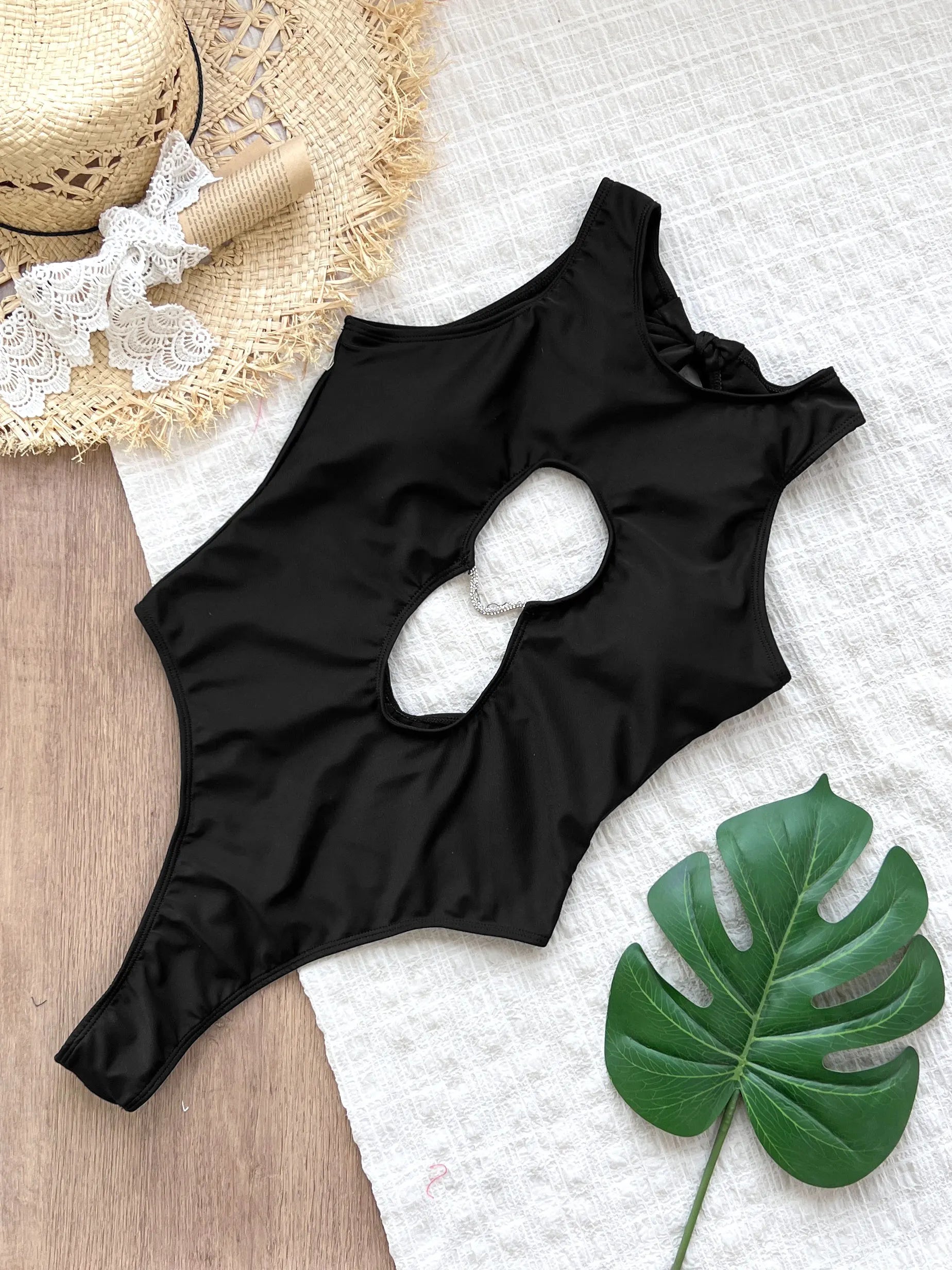 Sexy Cut Out Women Swimsuit