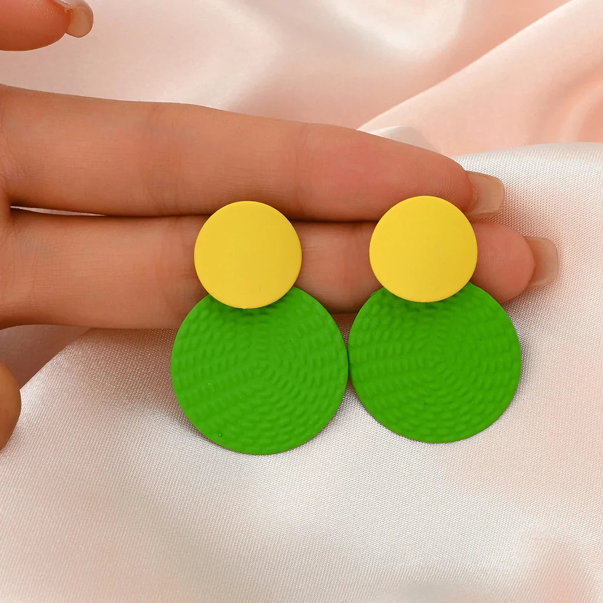 Round Earrings