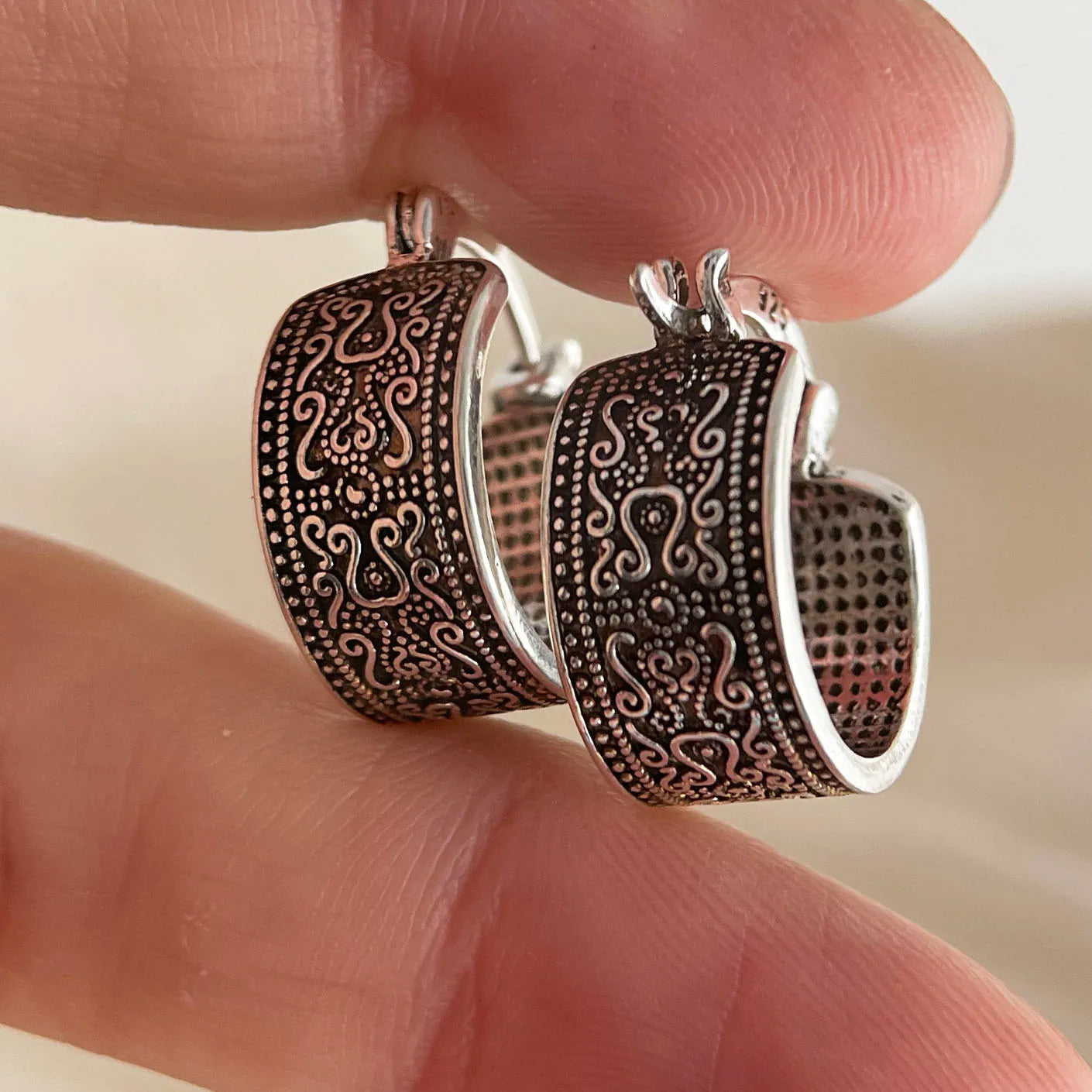 Retro Flower Earring