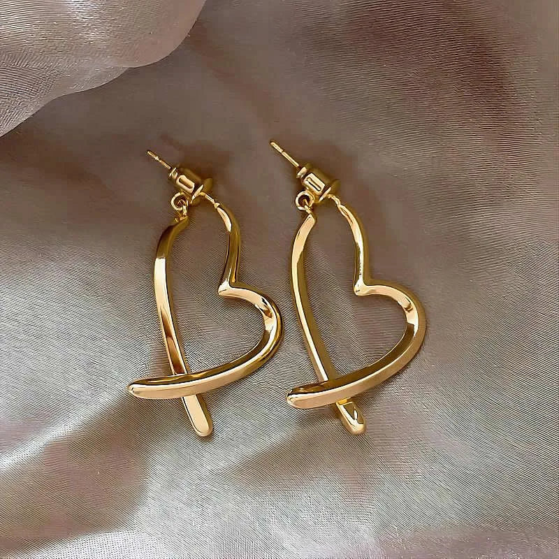 Fashion Personality Love Earrings