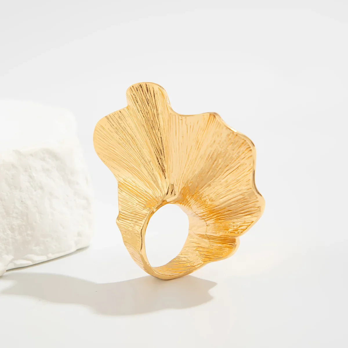 Ginkgo Leaf Ring