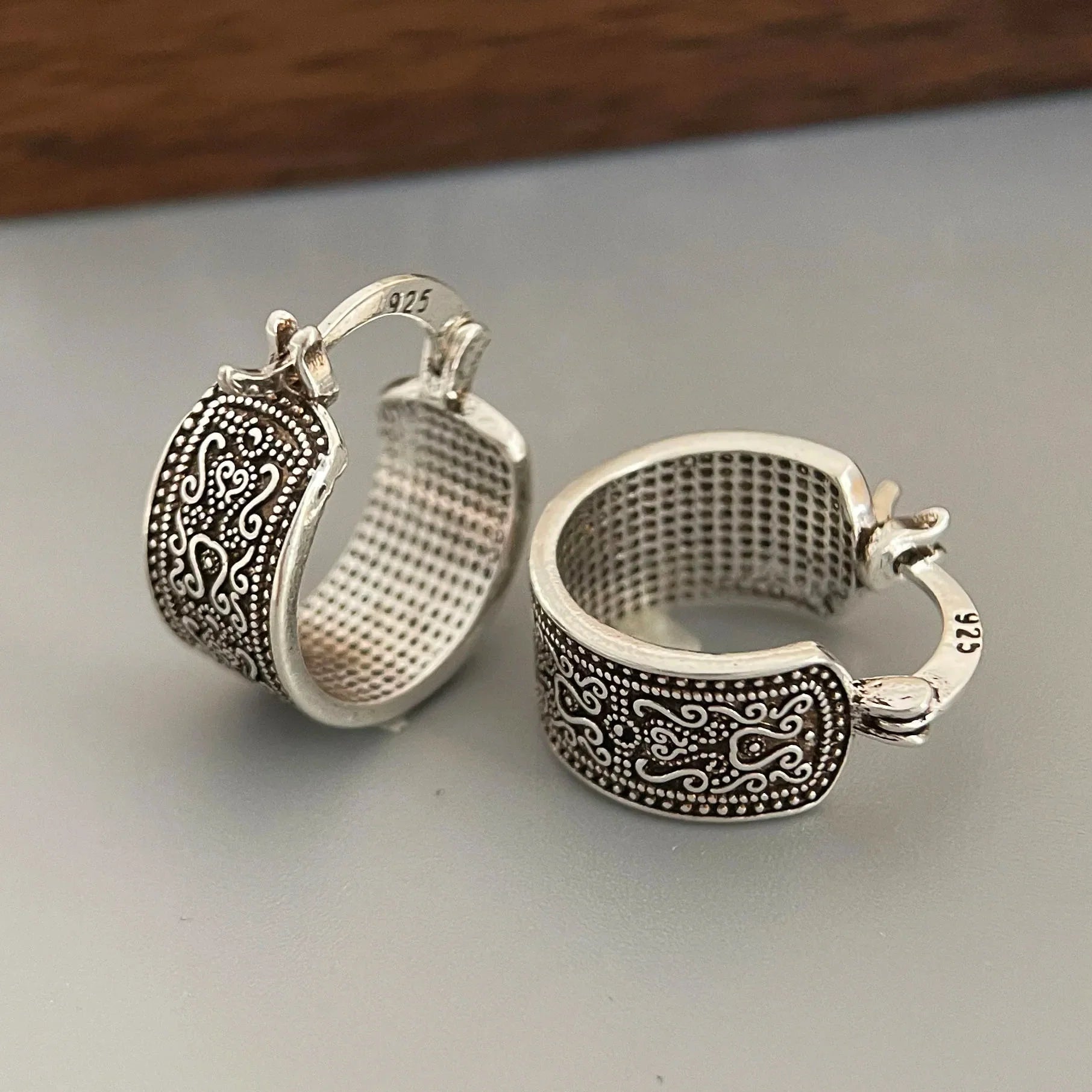 Retro Flower Earring