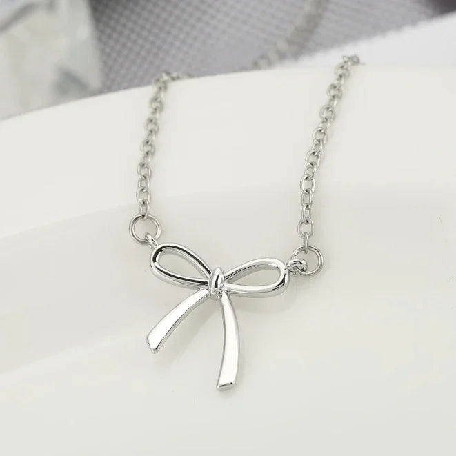 Women Bow Necklace