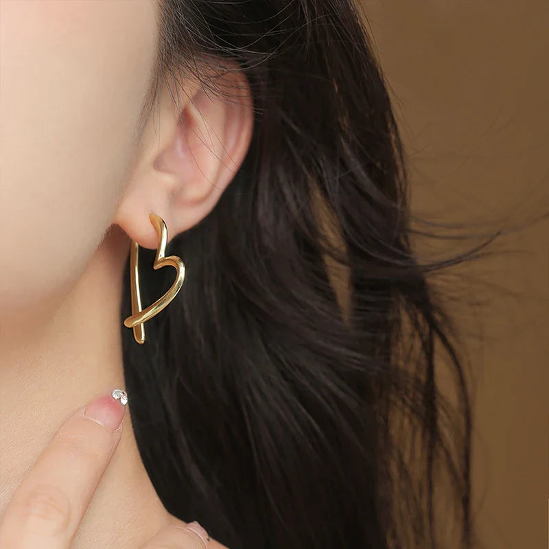 Fashion Personality Love Earrings